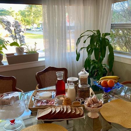 Villa Olivia Guest Roomsハリウッド エクステリア 写真