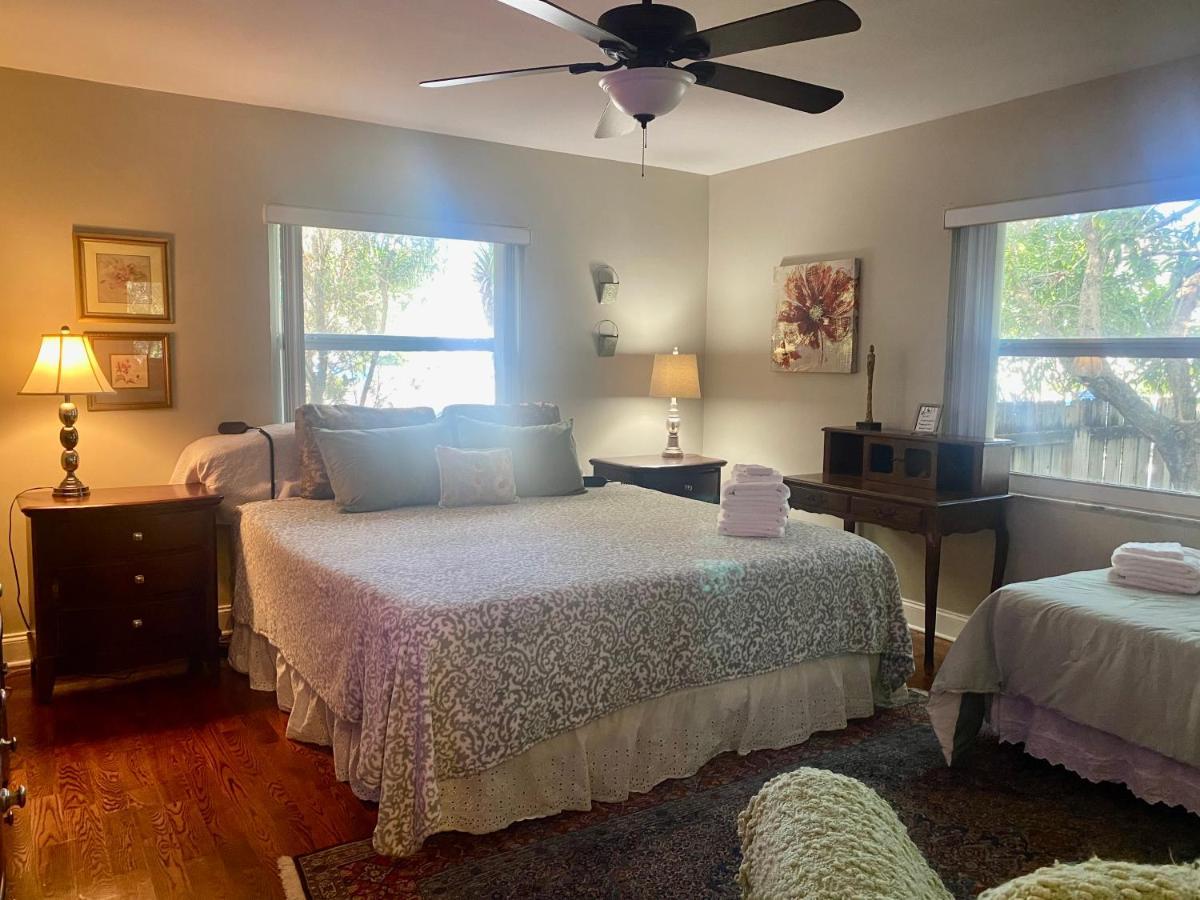 Villa Olivia Guest Roomsハリウッド エクステリア 写真